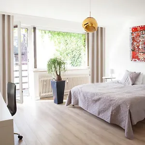 Apartment Center Studio Extra Comfort Luxury Double Bed Kitchen, Düsseldorf